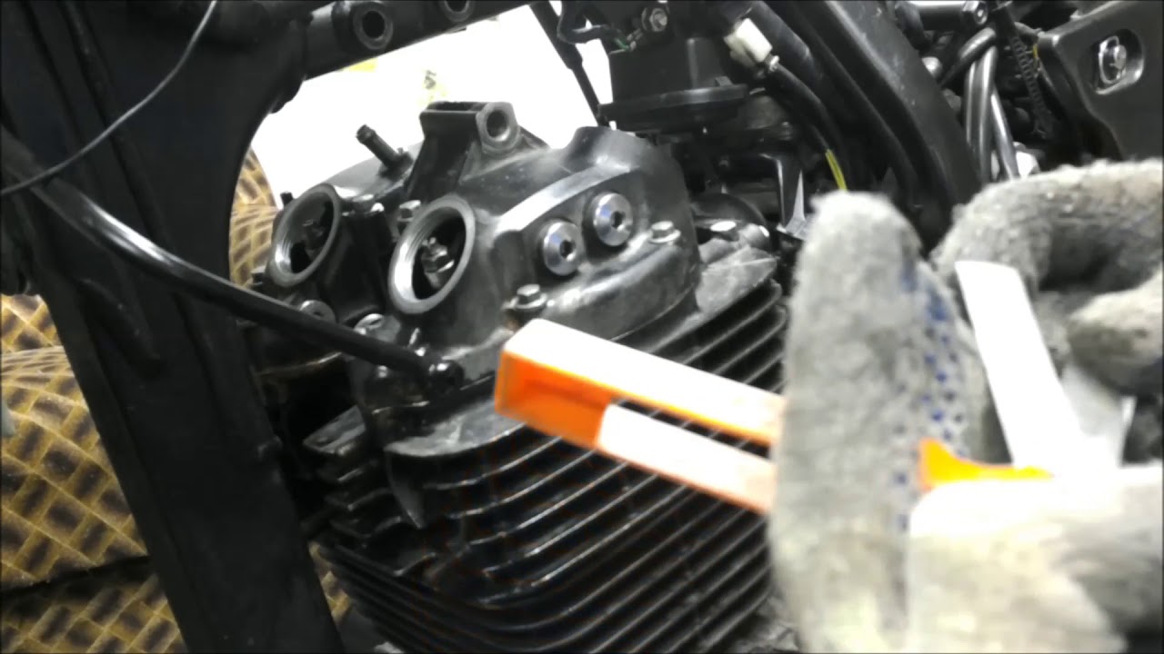 Регулировка клапанов Honda XR400
