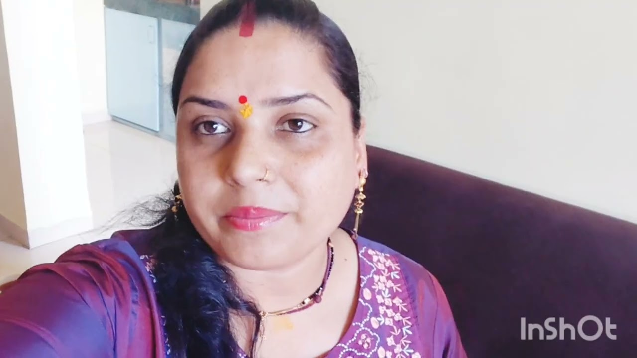 आज बनाई हूं आलू की भुजिया और पूरी 