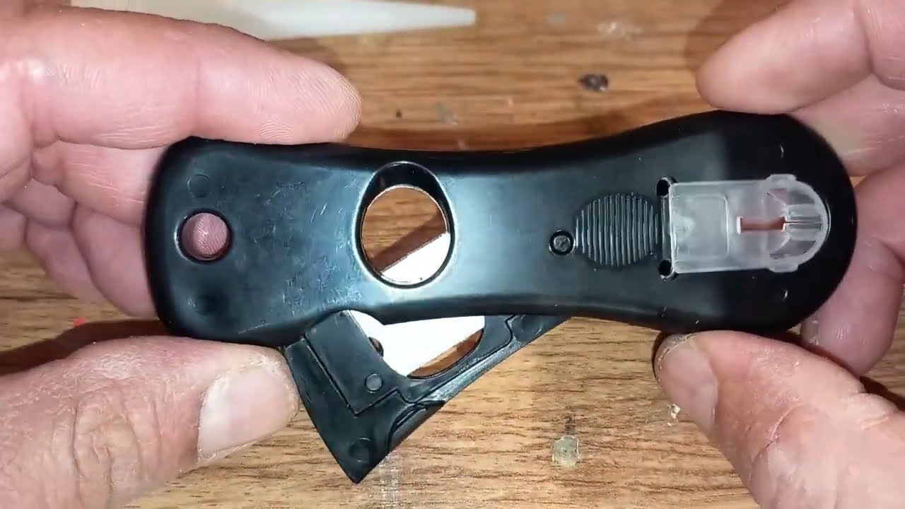Comment couper une cartouche de silicone et son embout de la meilleur façon