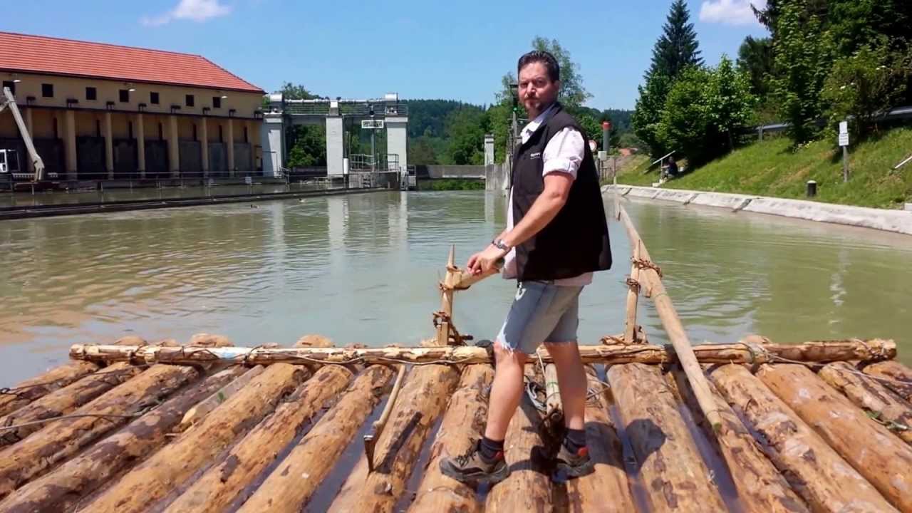 Flo&szlig;fahrt auf der Isar: Die l&auml;ngste Flo&szlig;rutsche Europas im M&uuml;hltal (bei Stra&szlig;lach)