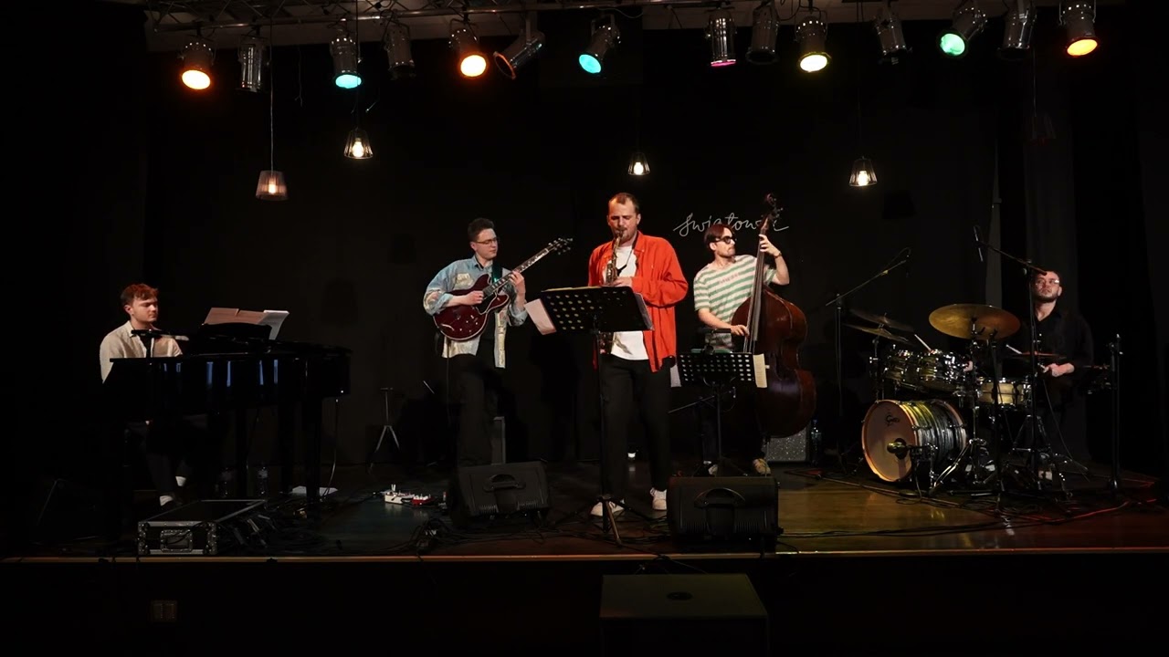 Jakub Klimiuk Quintet |  Wait