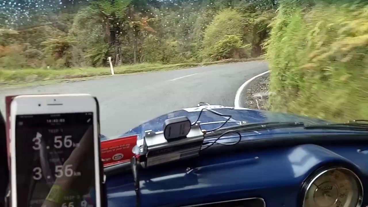 Morris Minor Plays With The Big Kids - Targa Tour 2019