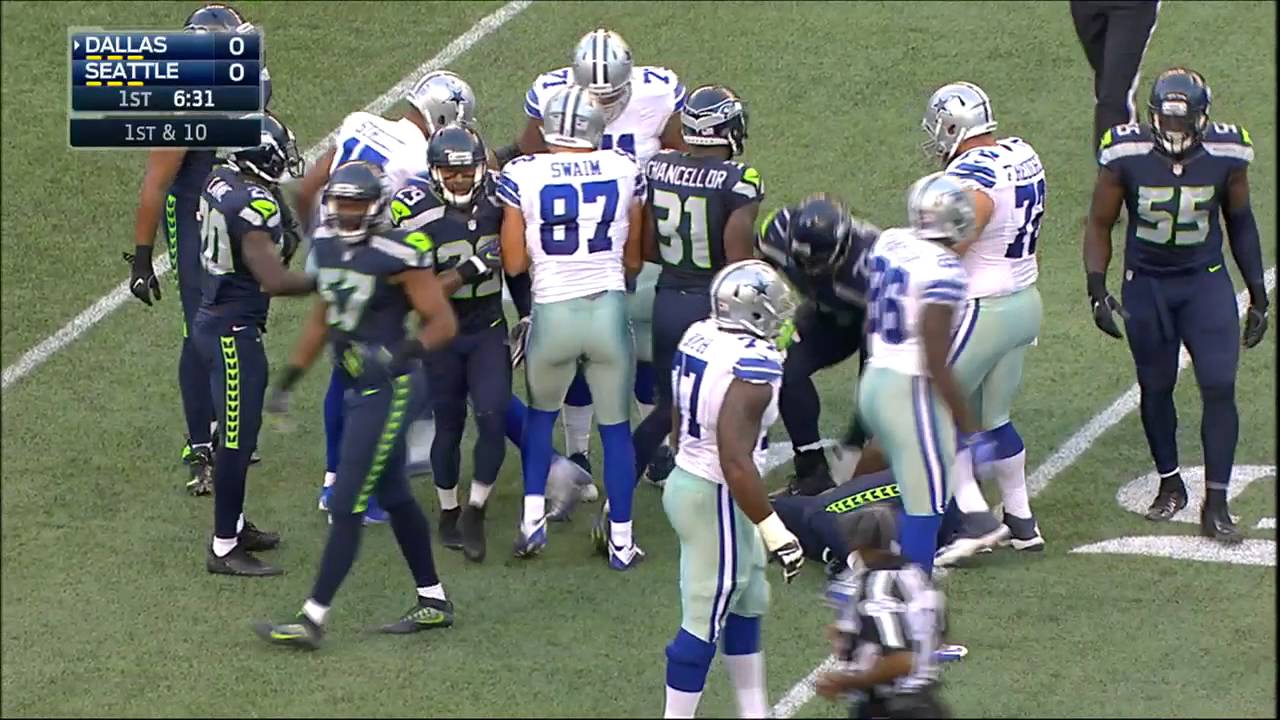 Ezekiel Elliott Takes on Kam Chancellor | Cowboys vs. Seahawks (Preseason) | NFL