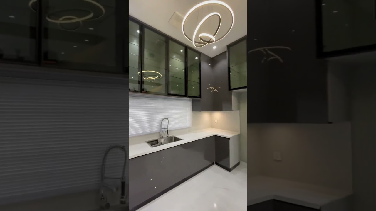 Most Beautiful Kitchen Design View in 10 Marla Designer House 🏠 in Bahria Town Lahore