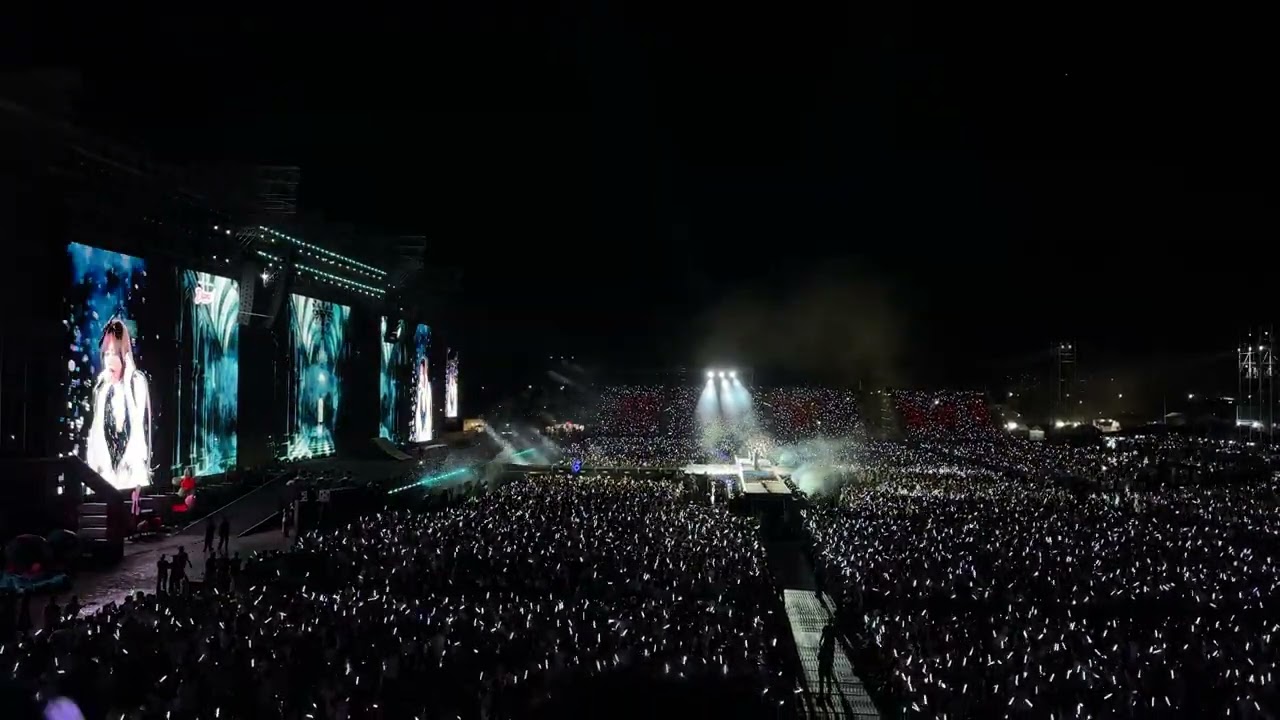 Cứ Đổ Tại Cơn Mưa concert Em Xinh Say Hi fancam Day1 Vạn Phúc City 13/09/2025
