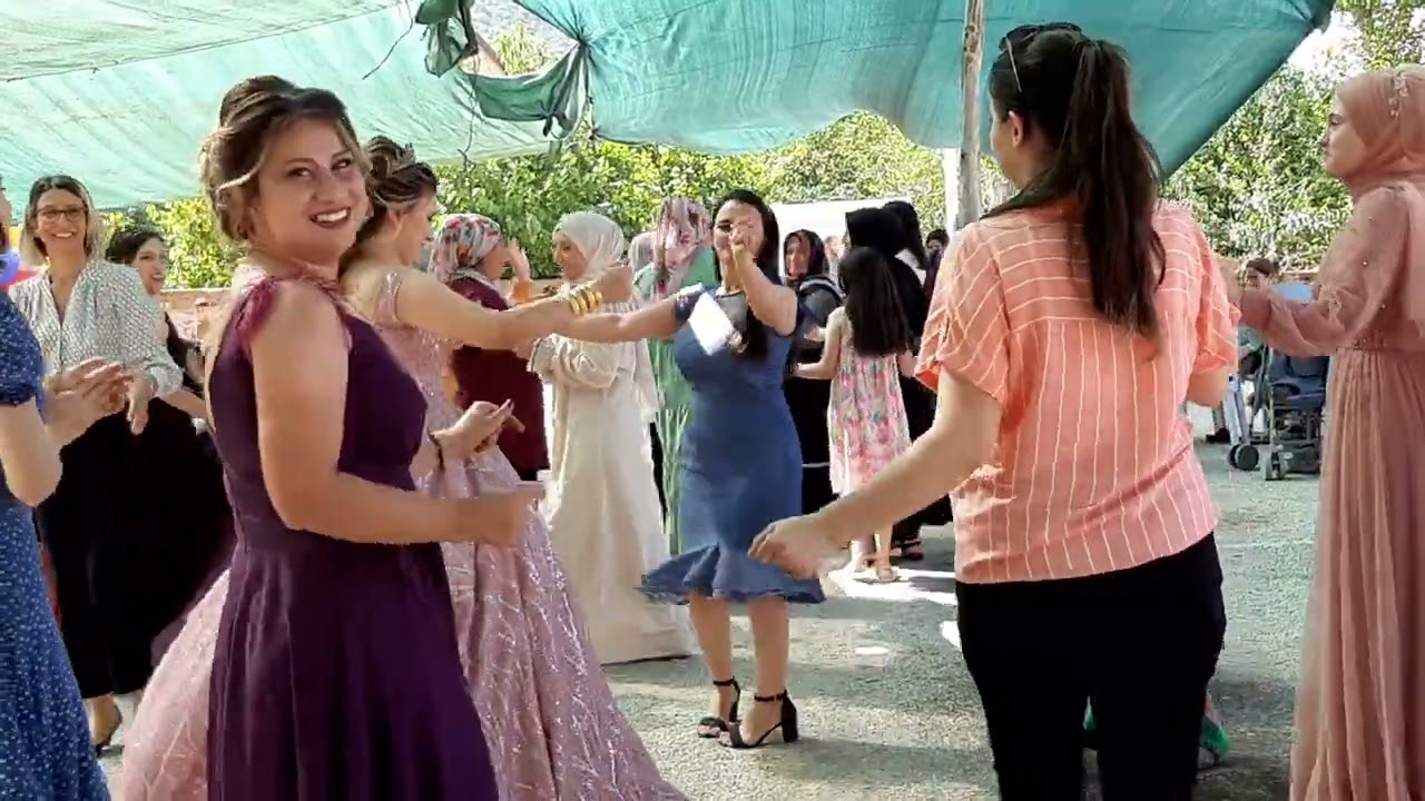 Karaduta (oyun havası) - AKŞEHİR Bermende Savaş mah Esra Balta & Oğuzhan Temel çiftinin nişanı