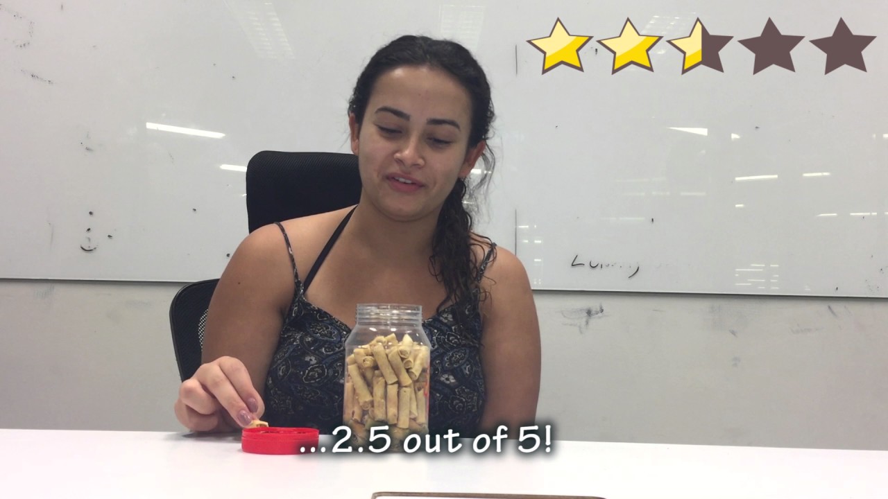 Exchange Students In Singapore Try CHINESE NEW YEAR Snacks! | By Exchangebuddy