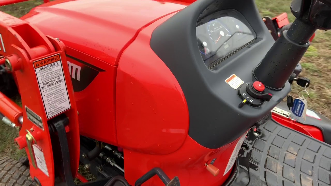 Walk Around - Kioti CS2510 Sub-Compact Tractor