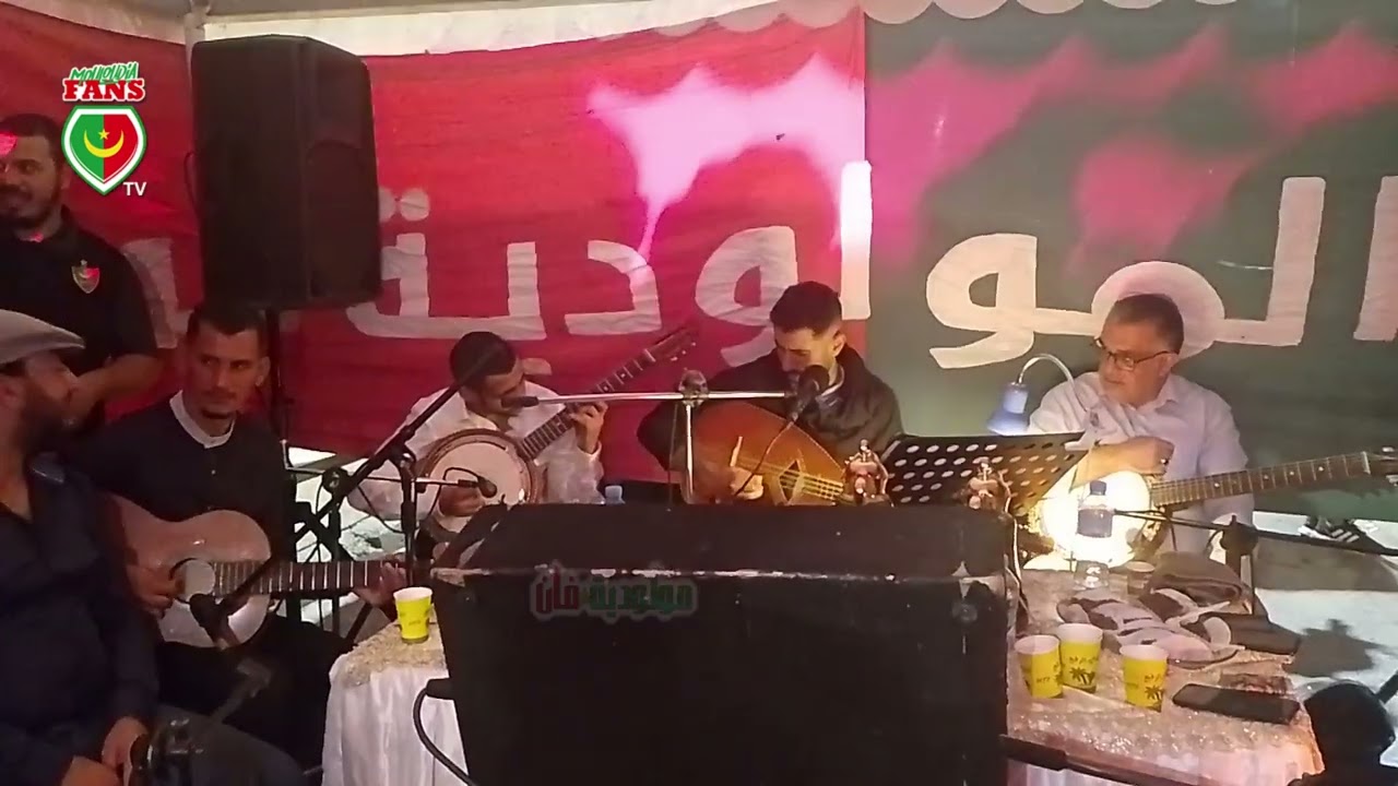 خونا بلال يبدع في أداء أغنية   