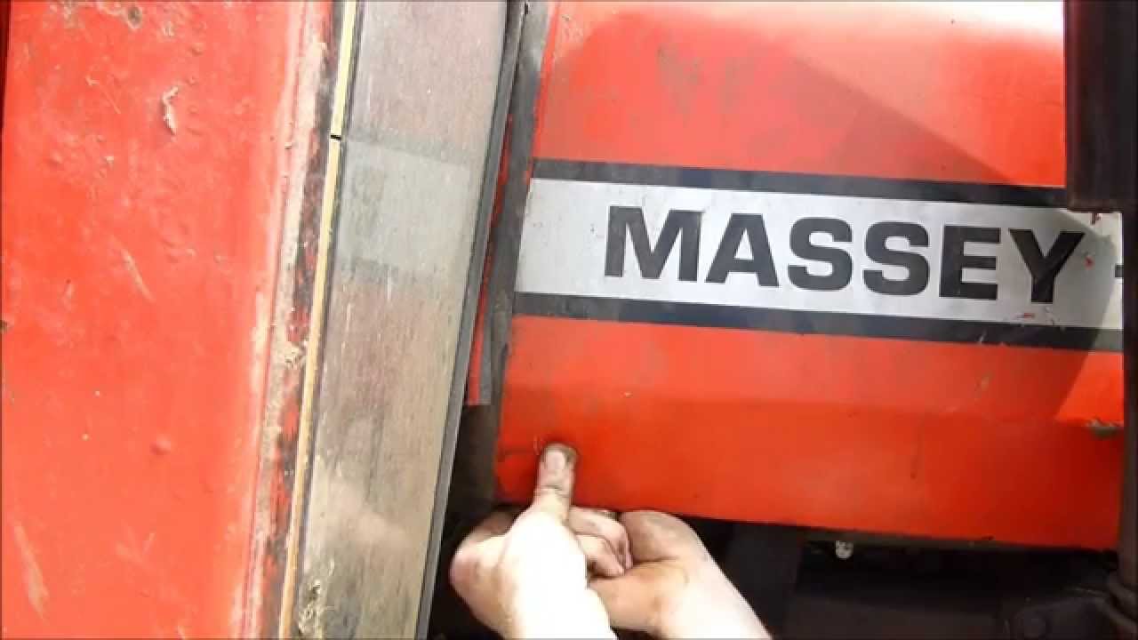 Замена капота на тракторе Massey Ferguson 265
