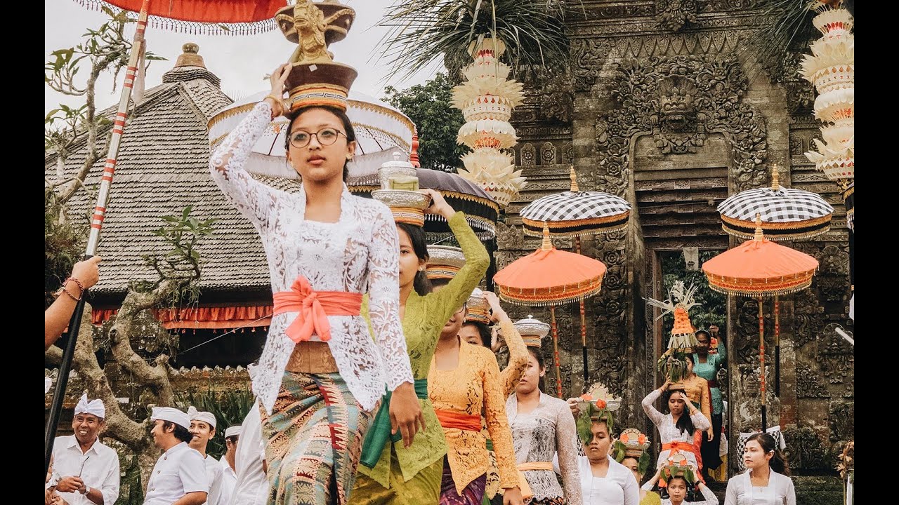 Odalan Temple Hindhu Festival In Bali