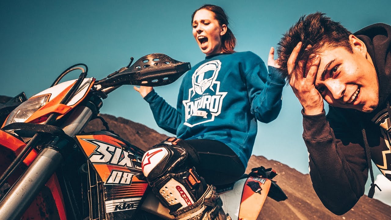 UCZĘ SIOSTRĘ JEŹDZIĆ NA ENDURO!