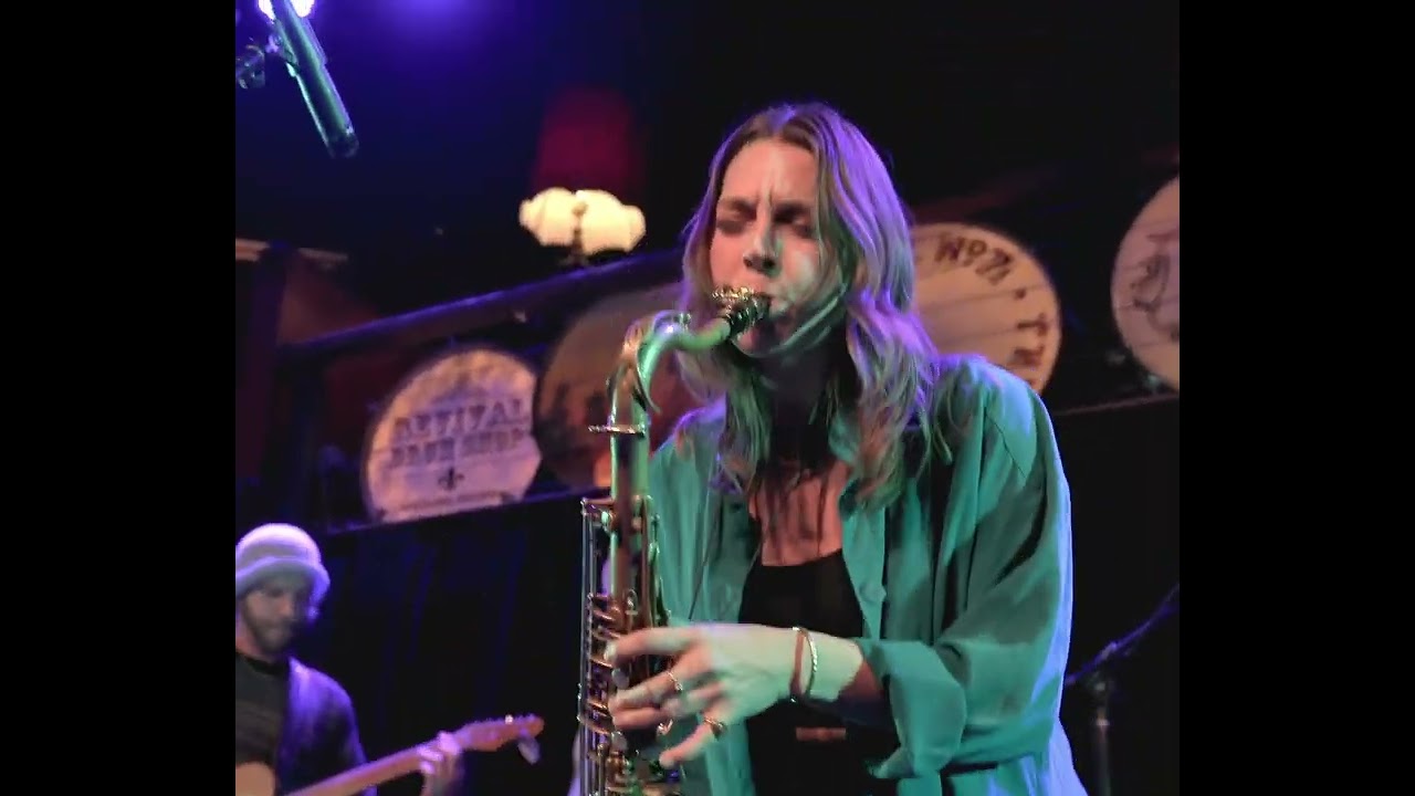 MAE.SUN - Live at Mississippi Studios - 'Worthy'