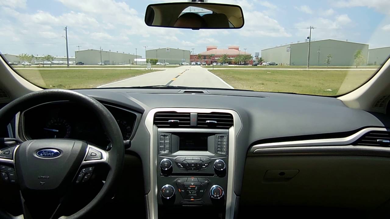 2016 Ford Fusion SE Test Drive 1 of 2