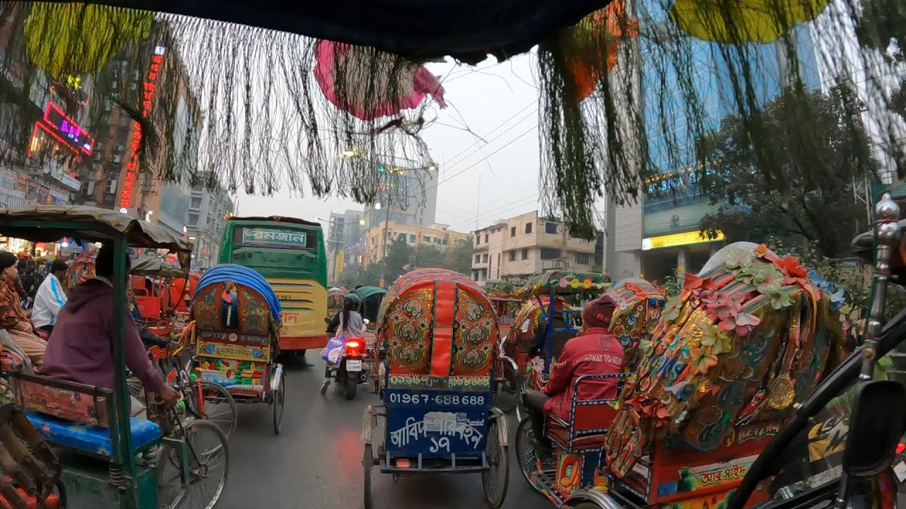 Rickshaw Capital of the World. Journey by Rickshaw in Dhaka. #City_of_Rickshaws 🇧🇩