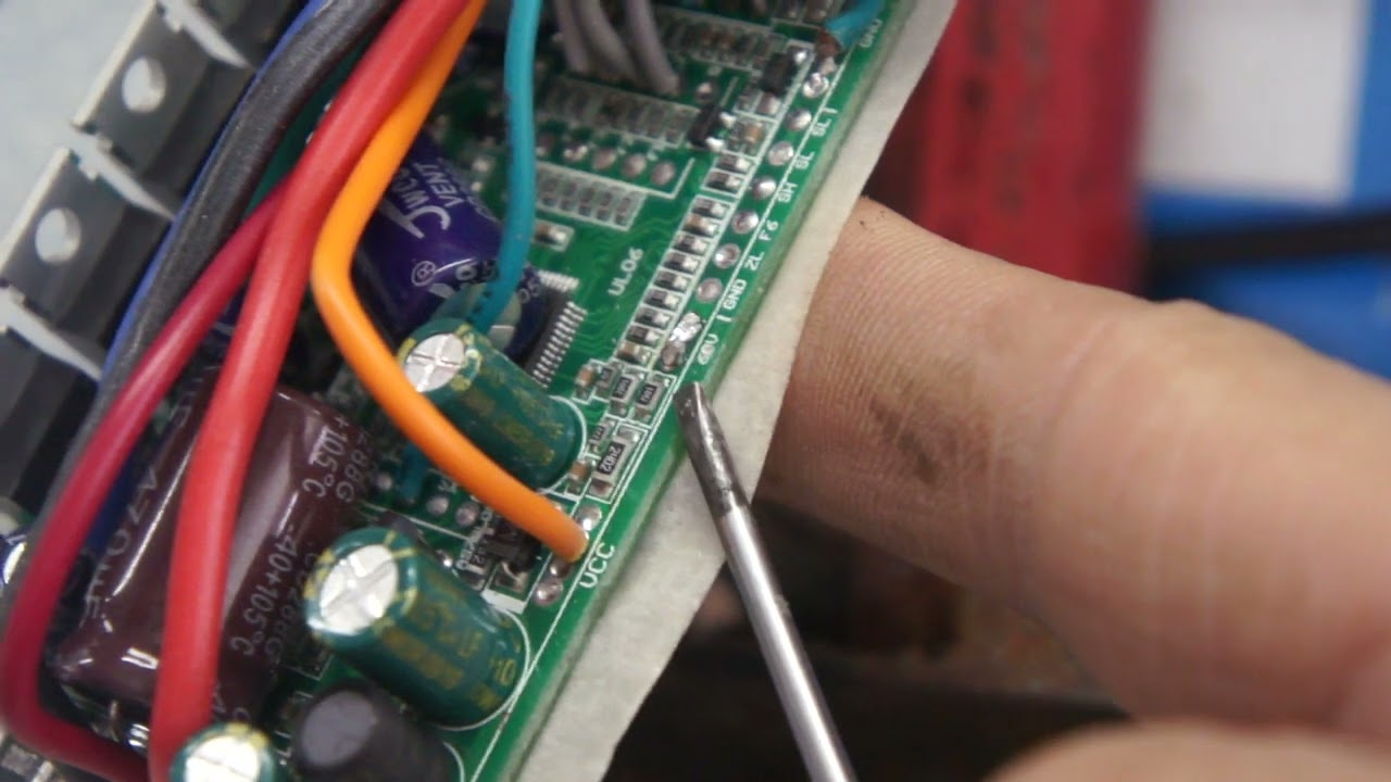 modification en multivolatge contro