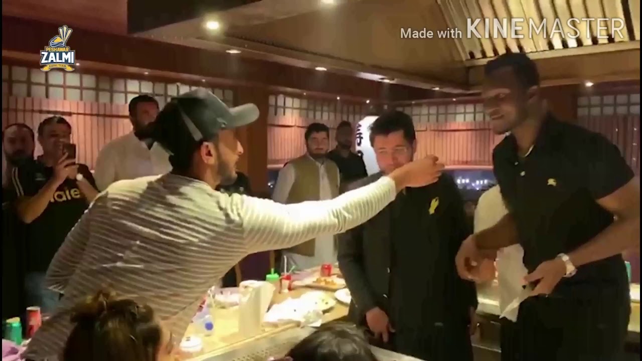 Darren sammy  | Zalmi Team Dinner after a convincing Victory against Gladiators in #HBLPSV