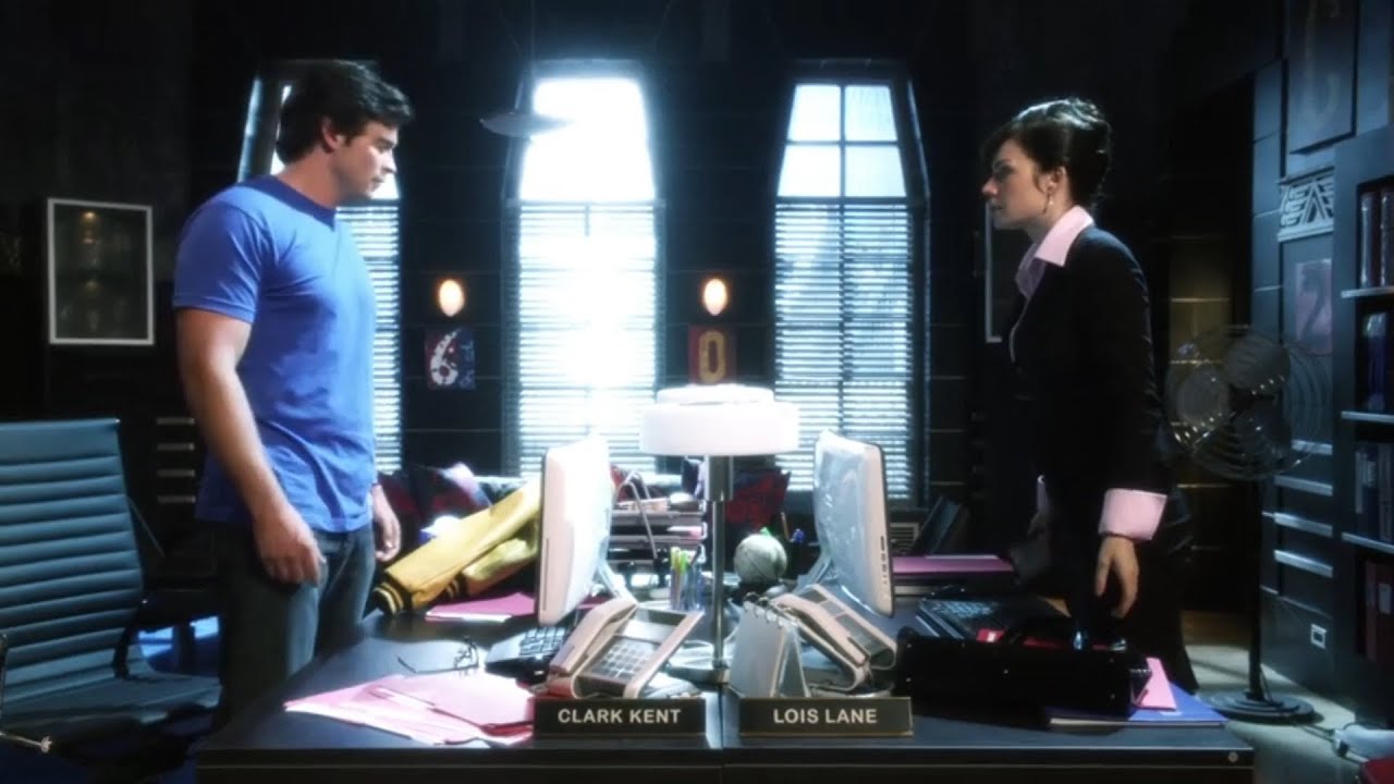 Smallville 10x04 Clark Meets Future Lois Lane