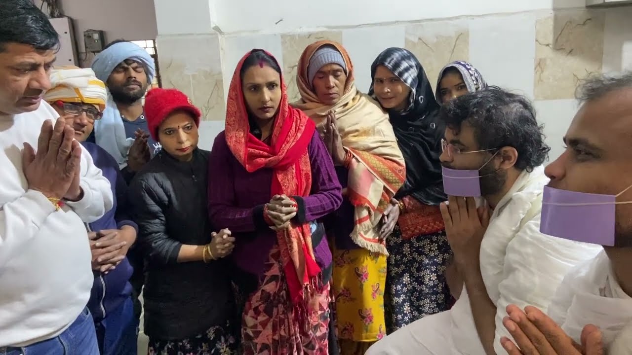 Kosi Kalan Company me Muni Shri Mangal Path Sunaya 