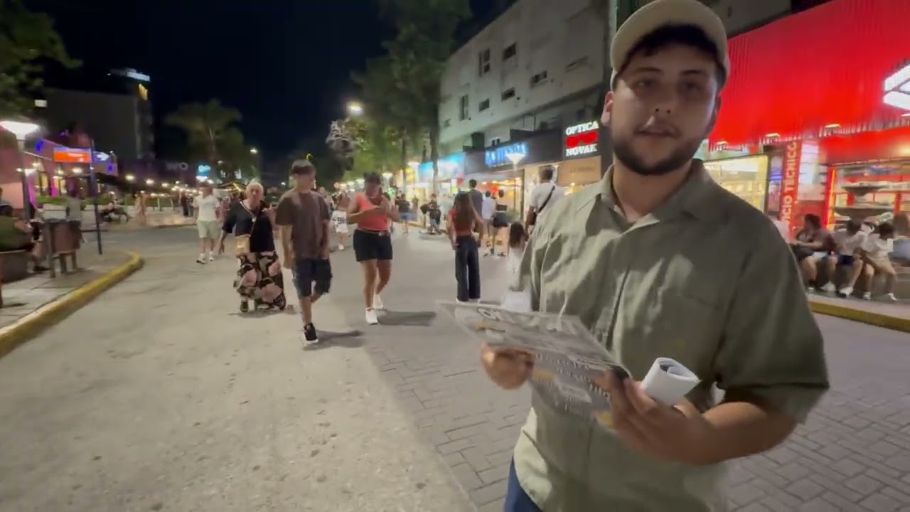 Recorrido por la noche de Carlos Paz.