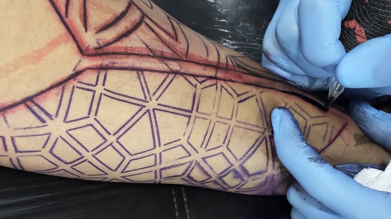 TATTOO GEOMÉTRICA FECHAMENTO DE BRAÇO