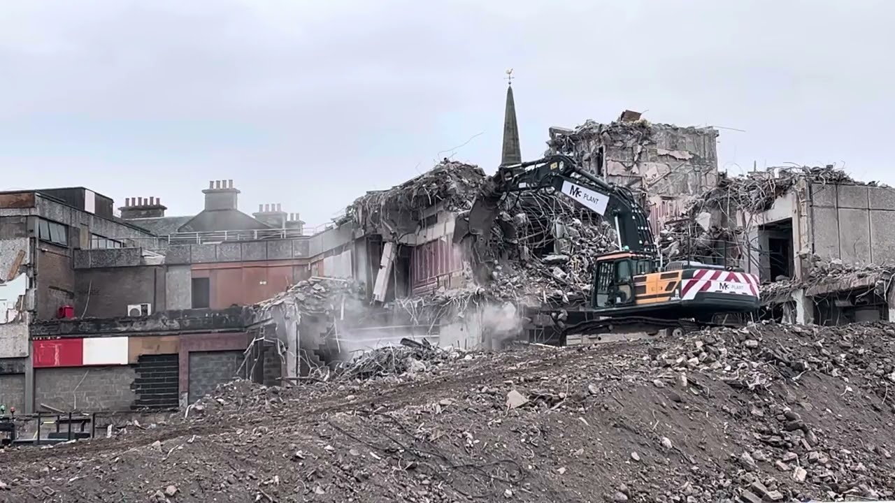 Falkirk Callendar Square Demolition Part 100