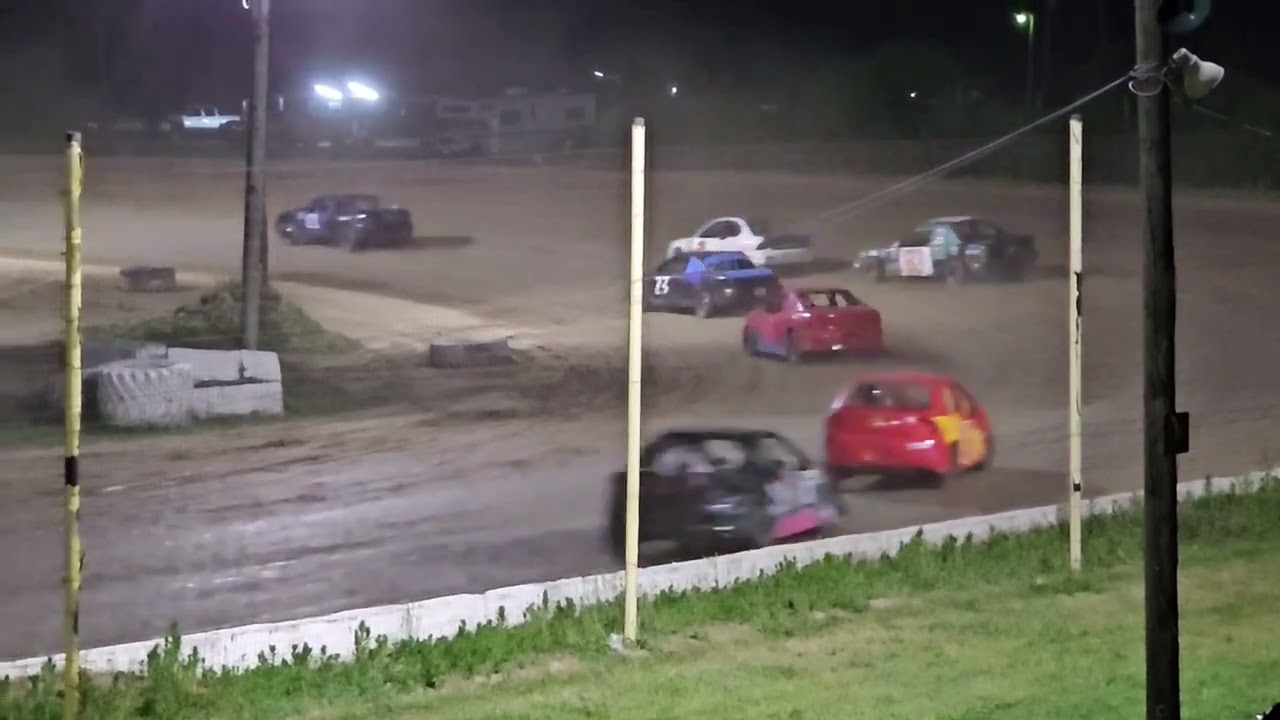 Compact Feature Clips Oakshade Raceway 6/22/24