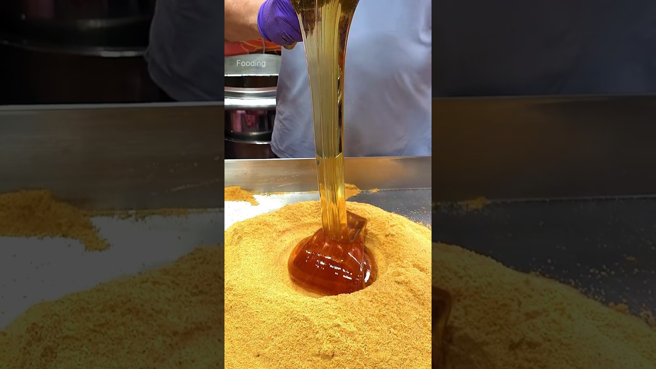 Dripping Syrup! Taiwan’s Giant Peanut Candy 🍬🥜