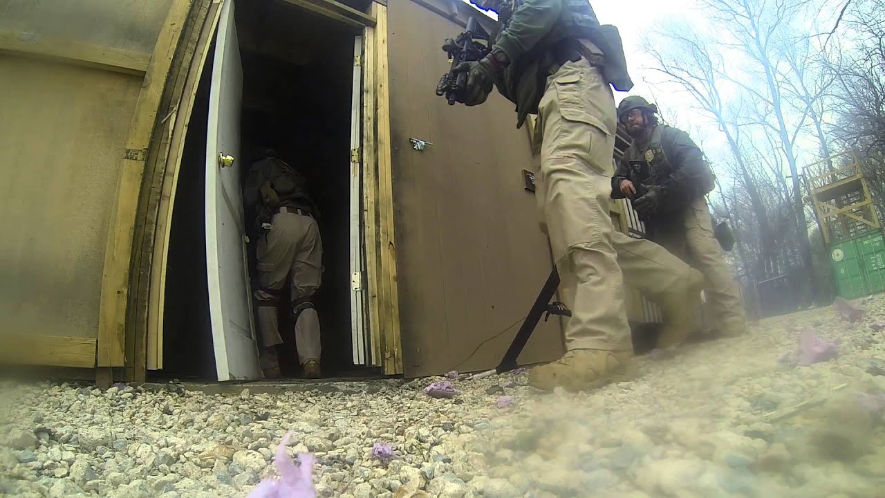 The Breaching Pole System