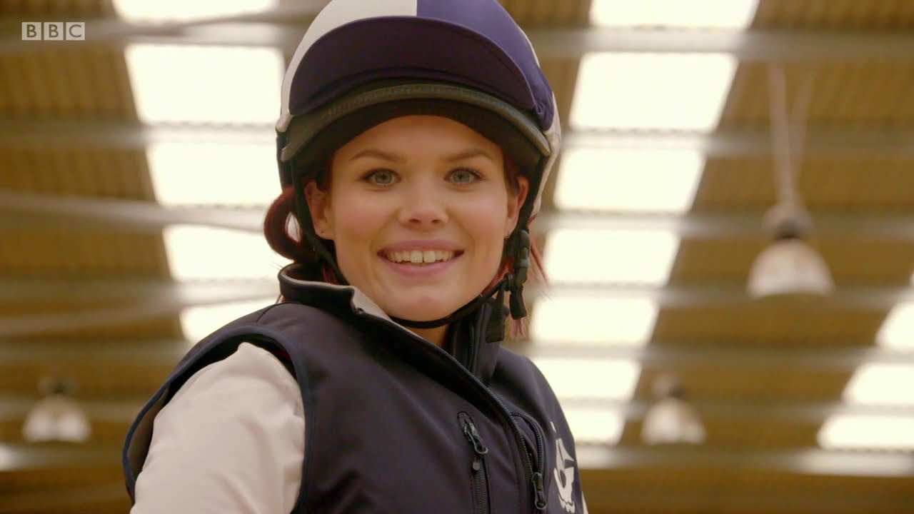 Blue Peter Challenges, Series 1, Showjumping
