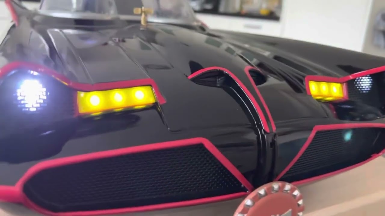 Unboxing the early 1966 batmobile production sample for some more tweaking