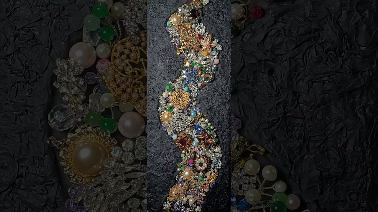 River of Jewels Canvas Wall Art, Repurposed Arts and Crafts Project by @StudioSilverCreek