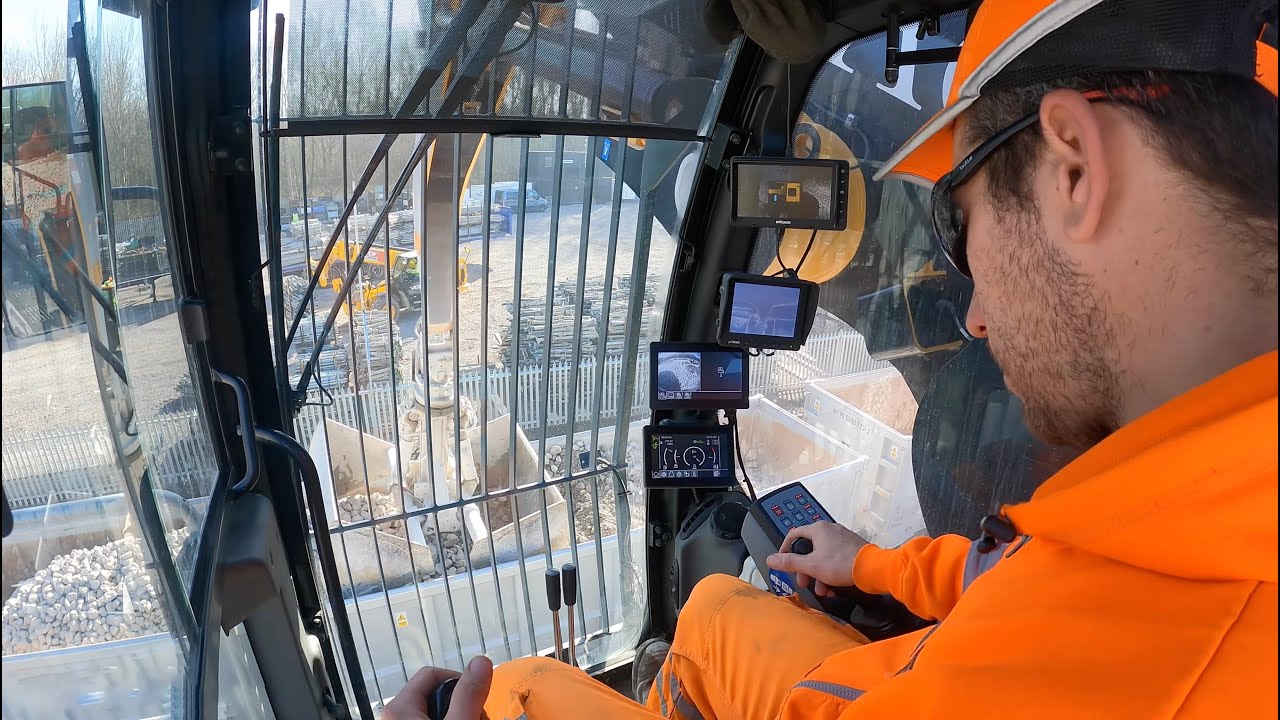 Ashville Aggregates Liebherr LH60 in Cab