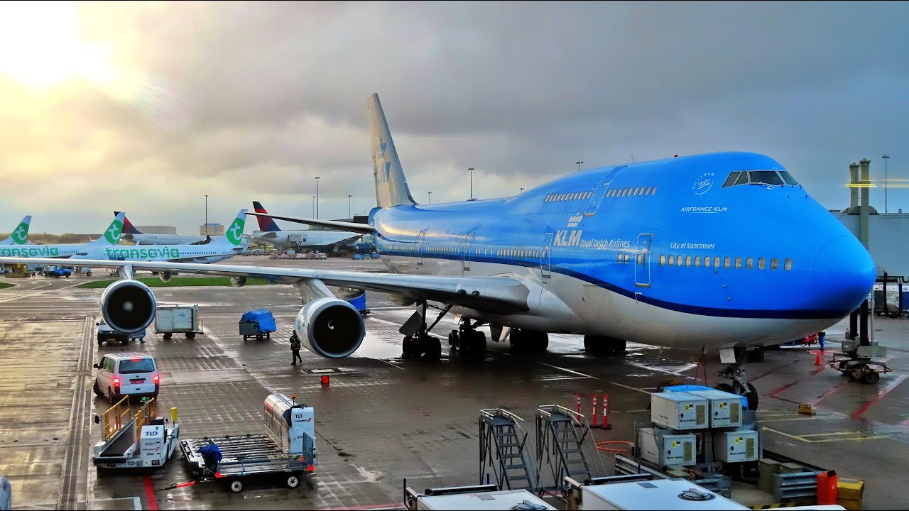 FLYING THE DUTCH QUEEN OF THE SKIES | KLM 747-400 | AMSTERDAM - LOS ANGELES | ECONOMY COMFORT