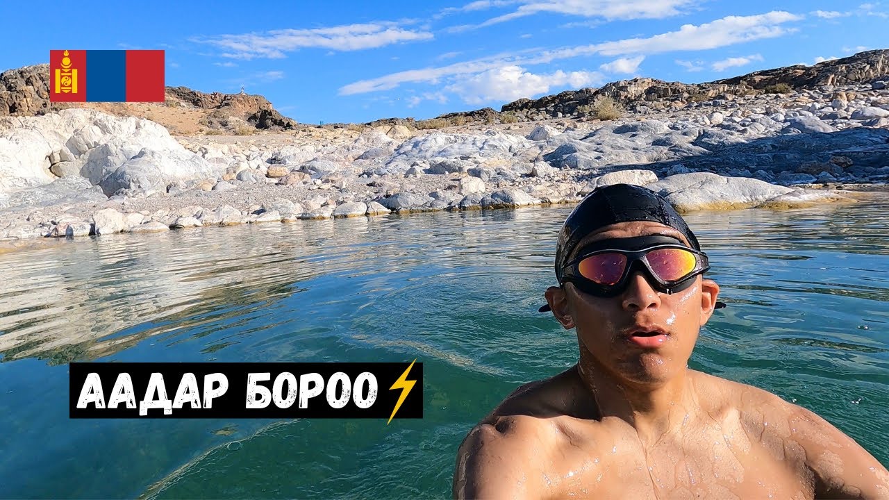 Аадар бороонд ганцаараа амьд үлдэв. (Uvs, Mongolia)