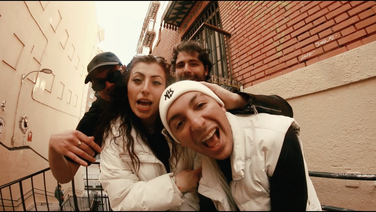 ENTALP&Iacute;A FT NOITE - WALKING (VIDEOCLIP OFICIAL)
