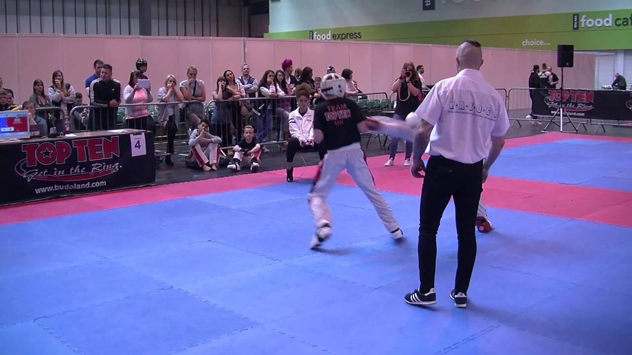 Finlay Ballantyne v Louis Cardin Top Ten British Championships 2015