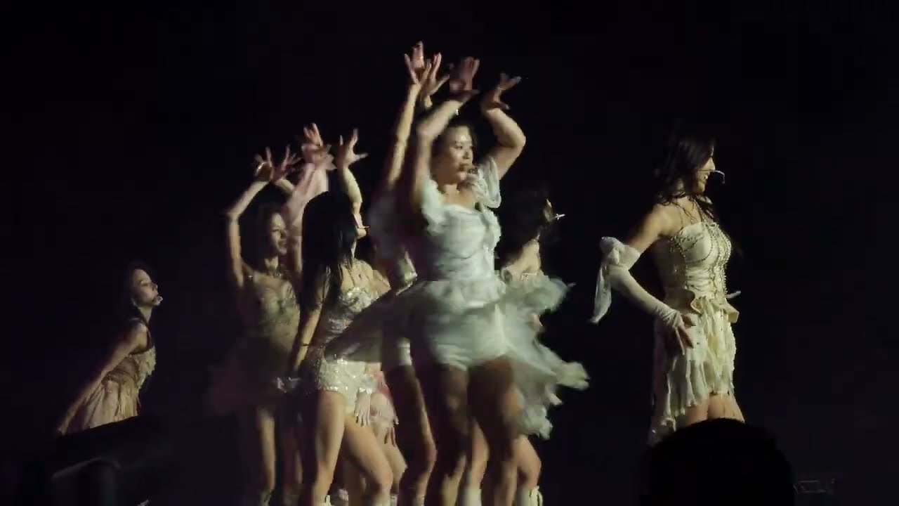 The Feels - Twice [Mexico City] Day 2 240203