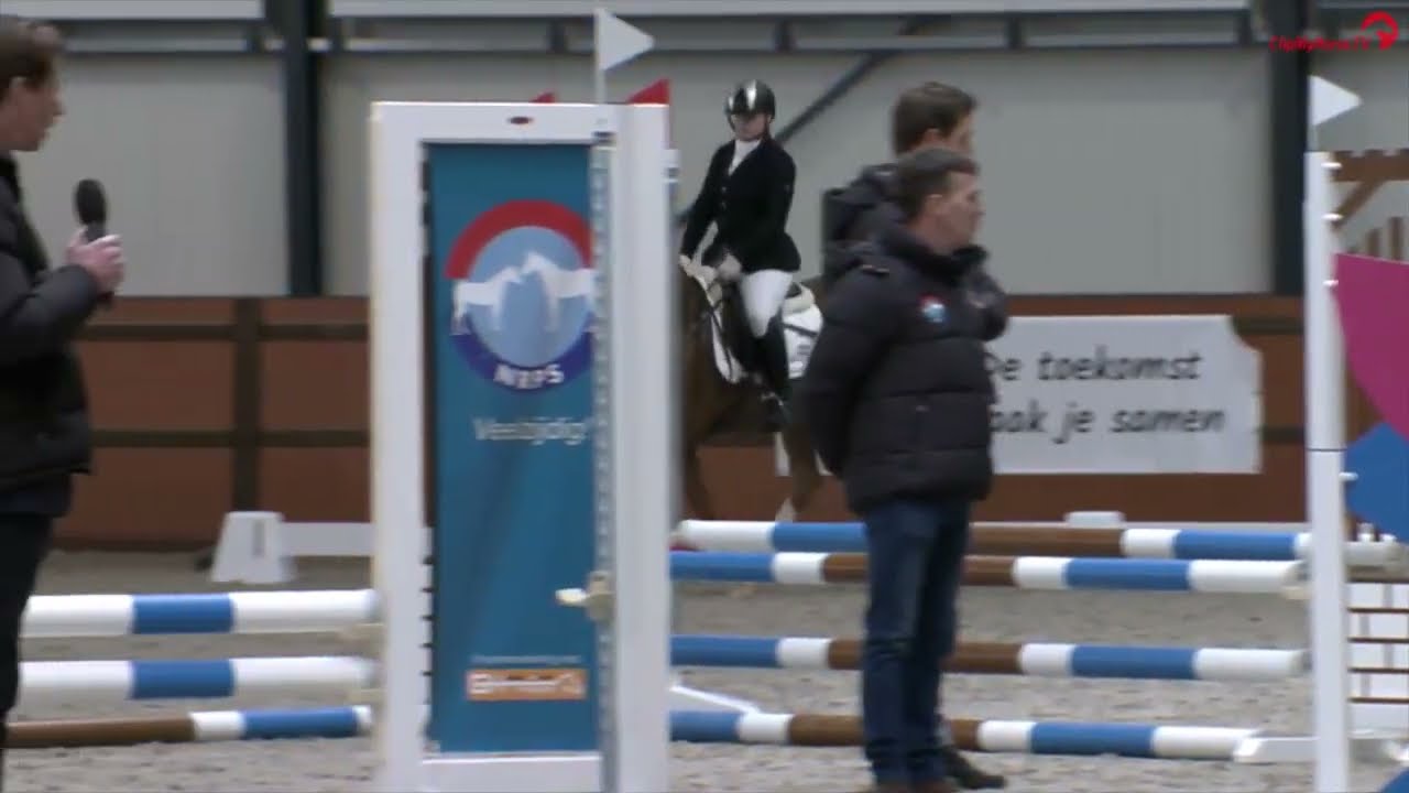 NRPS HENGSTENSHOW -Presentatie springen van Kanjer, Cocacola, Jay Magnifico en Cappuccino van Paemel