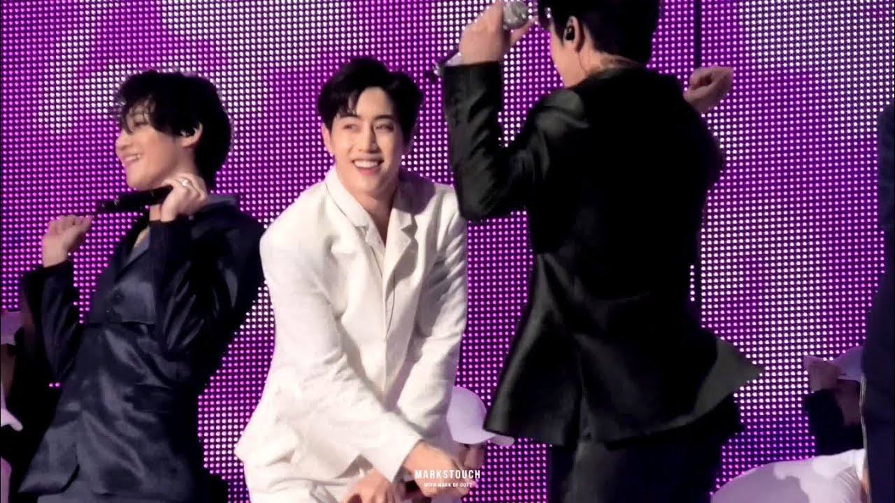 [4K FANCAM]191104 "Call My Name" SHOWCASE 우주 제일 귀여운 THURSDAY GOT7 마크(MARK)focus