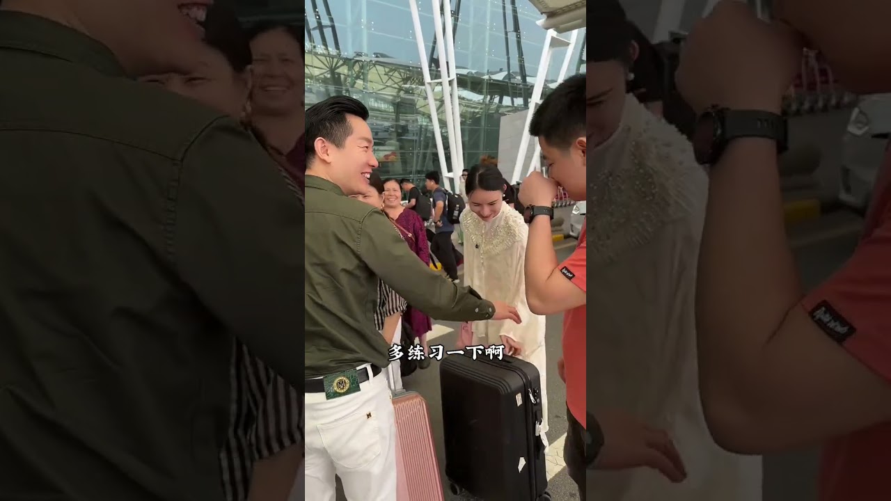 生父母给予我生命，养父母对我恩重如山，还不尽的恩情，公公婆婆解我后顾之忧，让我改变人生！我应该是最幸运的人，今天带着我的