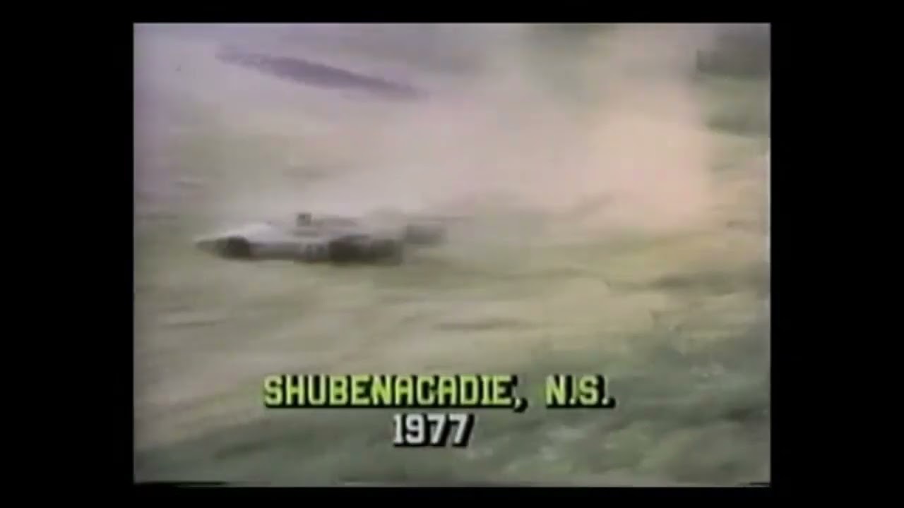 1977 Formula Atlantic @ Shubenacadie - Villeneuve Flips