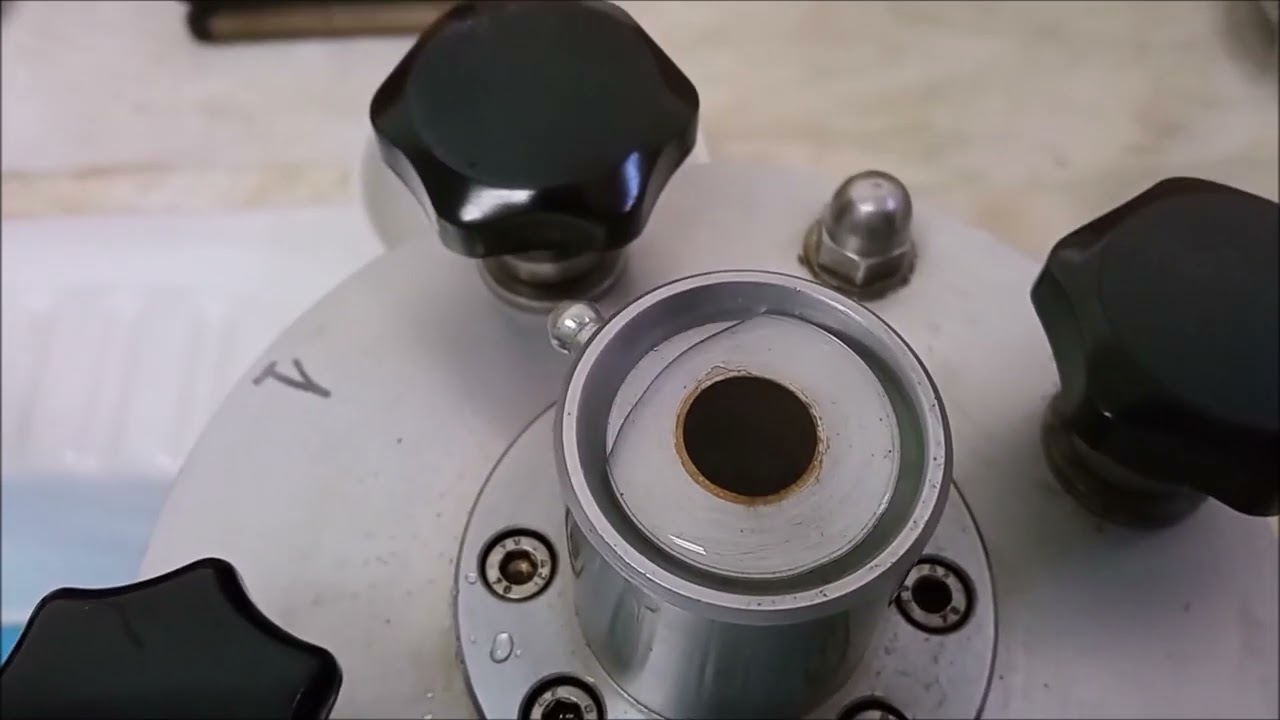 TRIAXIAL UU