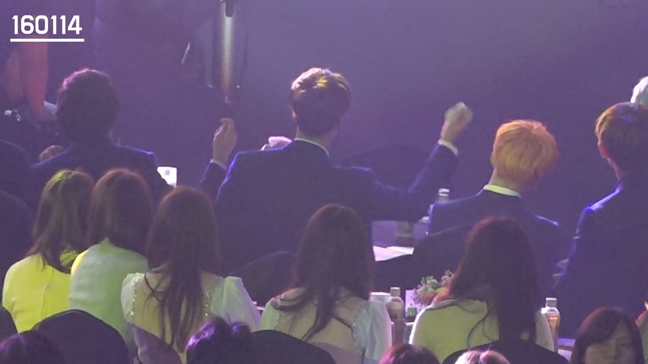 160114 방탄소년단(BTS) 서울가요대상 덤덤 추는 석진오빠 ＼(๑•̀o•́๑)／