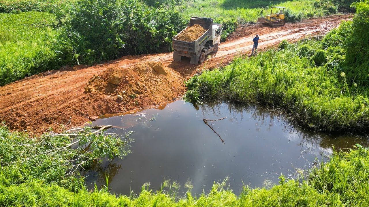 Full Processing!! Skills Bulldozer KOMATSU D20P & 5T Dump Truck ​Pouring Soil To Delete Deep Pond