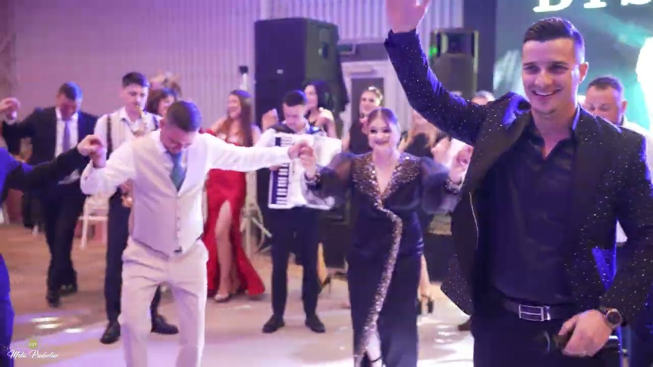 Formatia BIS Music colaj hore live Nunta Ioana & Gabriel part 2