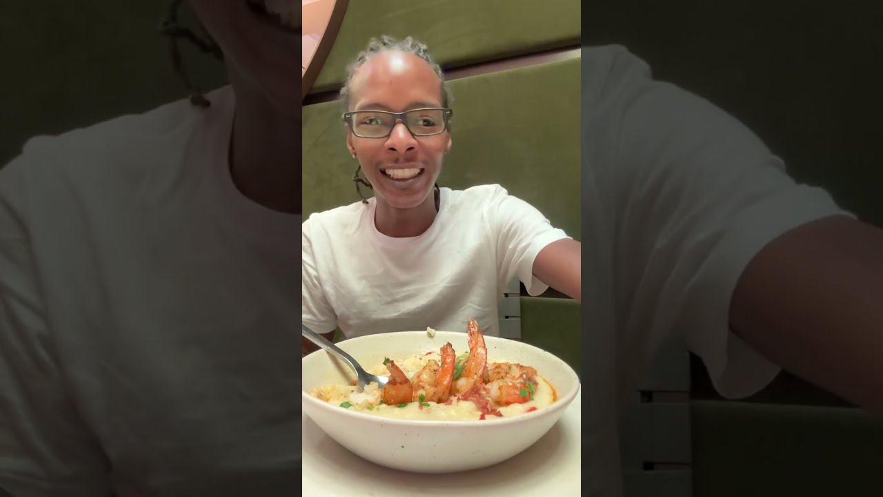 Eating Shrimp & Grits In Vegas