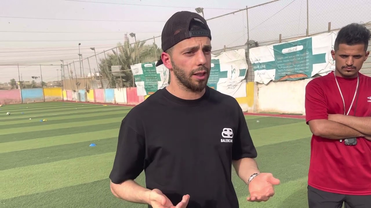 (الاحتراف في اوربا) شاهد حديث محمود المواس للاعبي اكاديمية احمد راضي