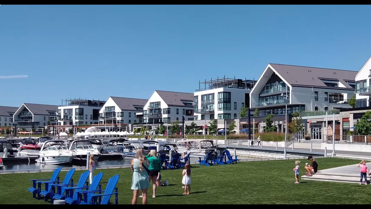 Friday Harbour : Innisfil, Ontario
