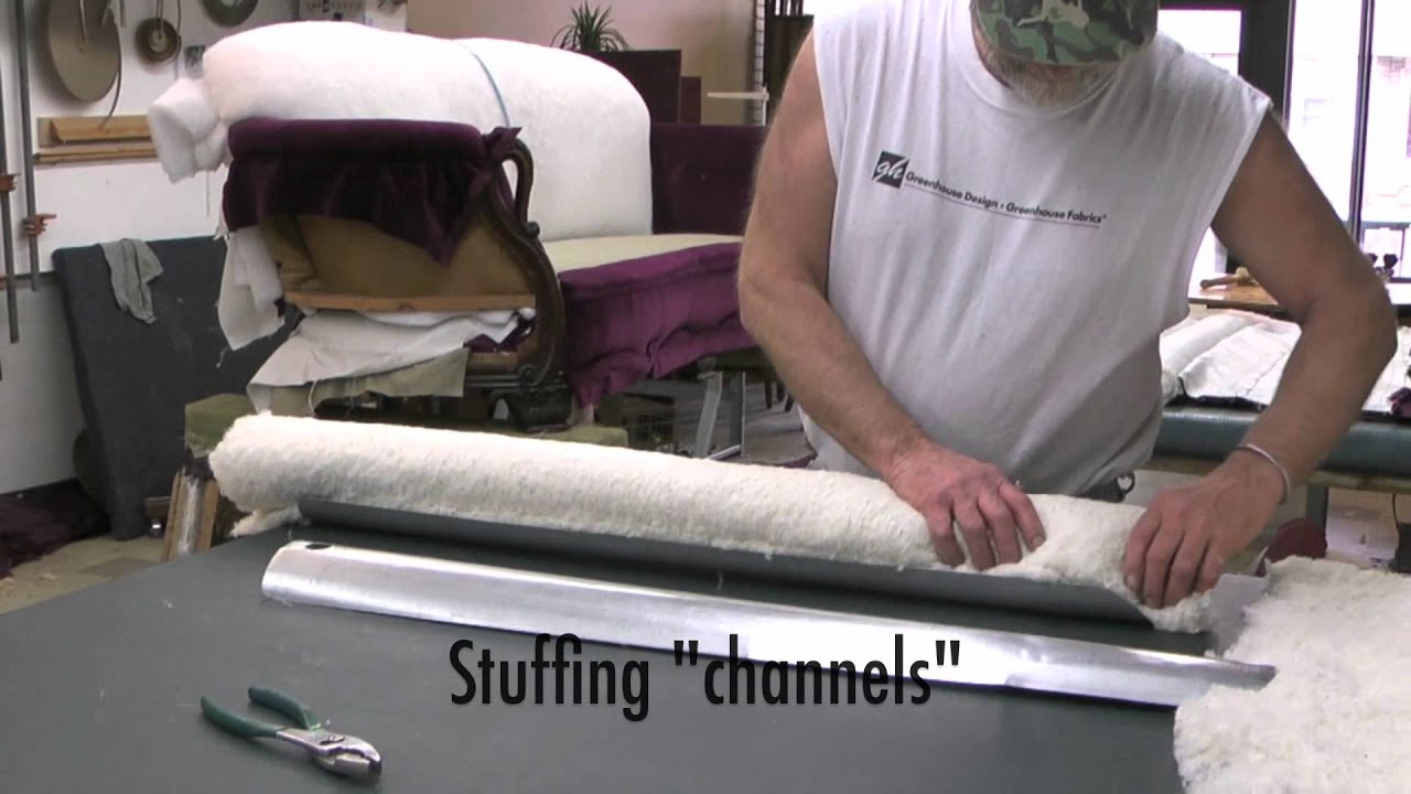 Reupholstery of a 1930s Art Deco Sofa